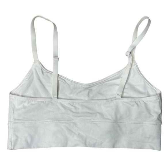 Aerie Crop Top with Built-in Bra. White, size Small. - Picture 2 of 3